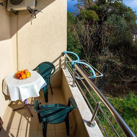 Guest House Mandarina ブドヴァ エクステリア 写真