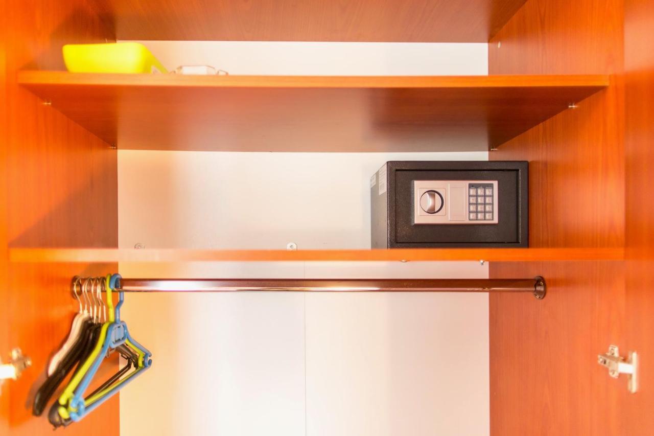Guest House Mandarina ブドヴァ エクステリア 写真